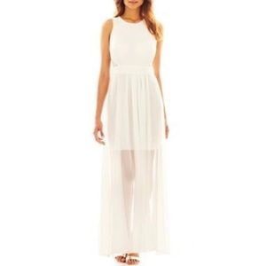 Bisou Bisou long white maxi dress- size 16